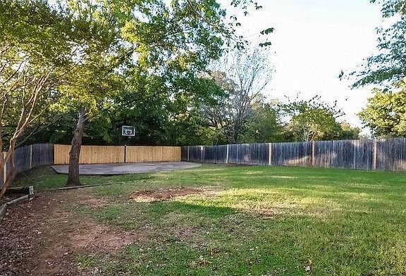 4th image of 3007 San Martin Dr