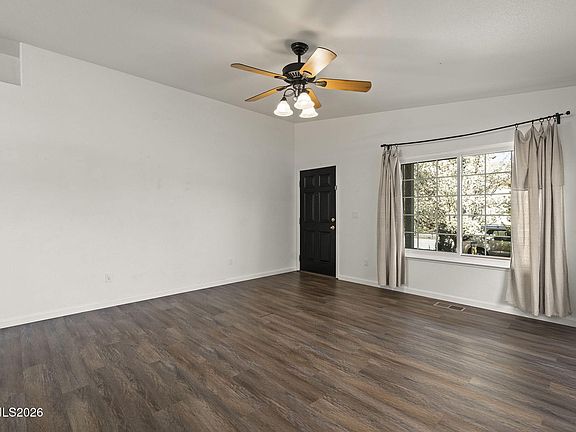 5th image of 17664 Alexandria Ct