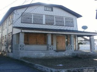 33 Pearl St, Inwood, NY 11096