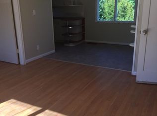 6817 SW 35th Ave #1, Portland, OR 97219