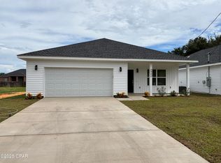 2940 Hall Ave, Panama City, FL 32405