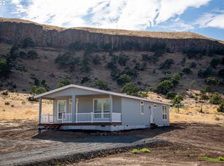 57570 Church Ave, Tygh Valley, OR