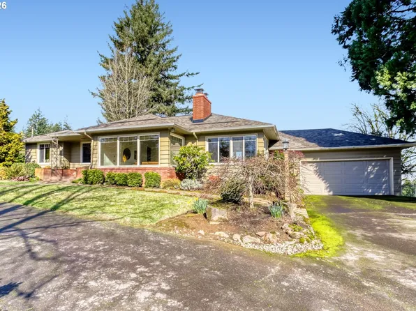 12525 SE Ridgecrest Rd, Happy Valley, OR 97086