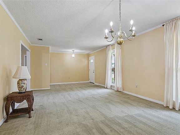 4th image of 4029 Platt St