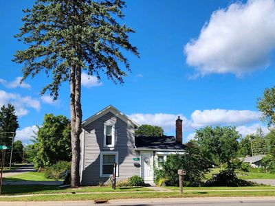 609 E Main St, Pinckney, MI, 48169