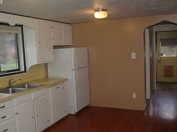 5th image of 136 Cowlitz Gardens Ln