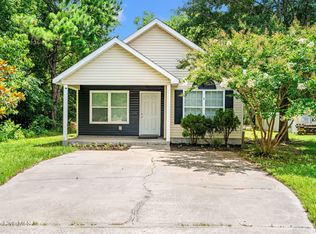 106 W Washington St, Tabor City, NC 28463