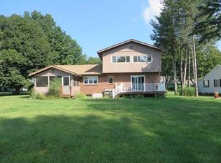 36 Meadow Ln, Greenfield, MA 01301
