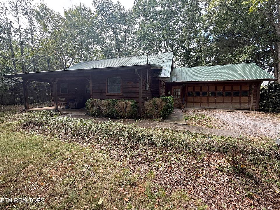 2nd image of 240 Karen Dr