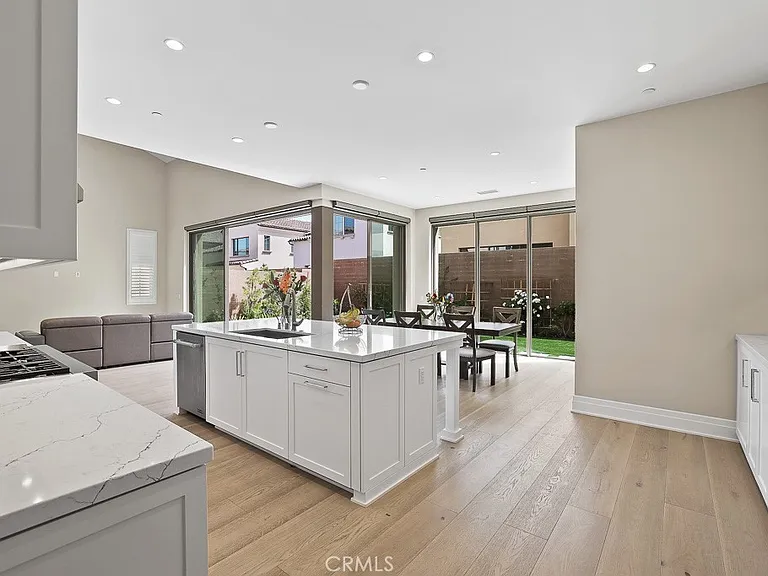 149 Roscomare — Photo 20