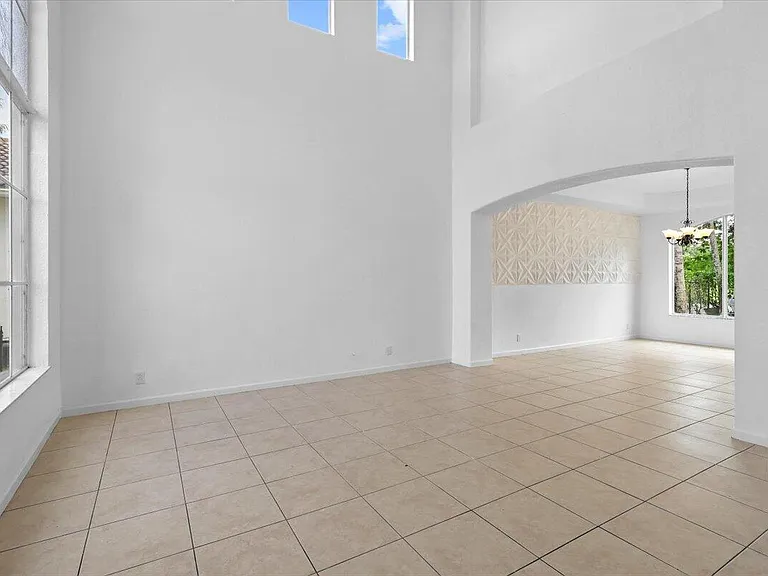 1831 Waldorf Dr — Photo 10