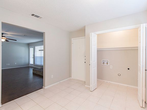 4th image of 3257 Santana Ln