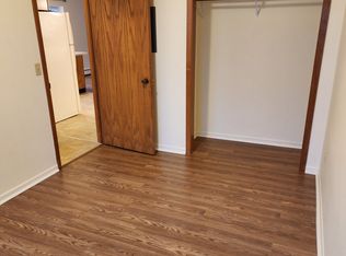 1460 Marshall Ave #3, Cleveland, WI 53015