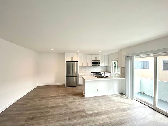 4th image of 3666 Watseka Ave #4