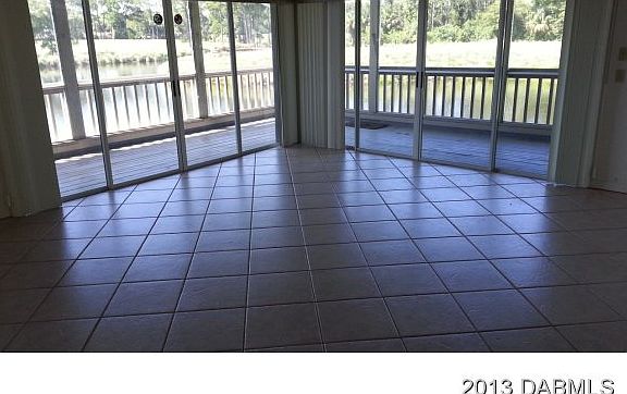 4th image of 20 Magnolia Dr S #D