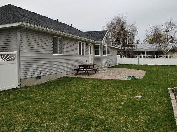 4th image of 119 S Idaho Ave