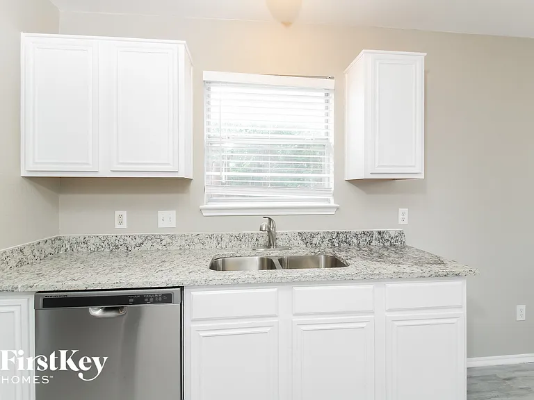 6413 Riverwater Trl — Photo 6