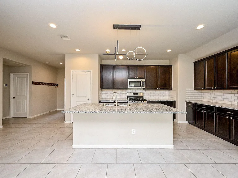 18335 Stablewood Manor Trl — Photo 4