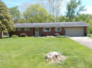 151 Riverbend Blvd, Saint Albans, WV 25177