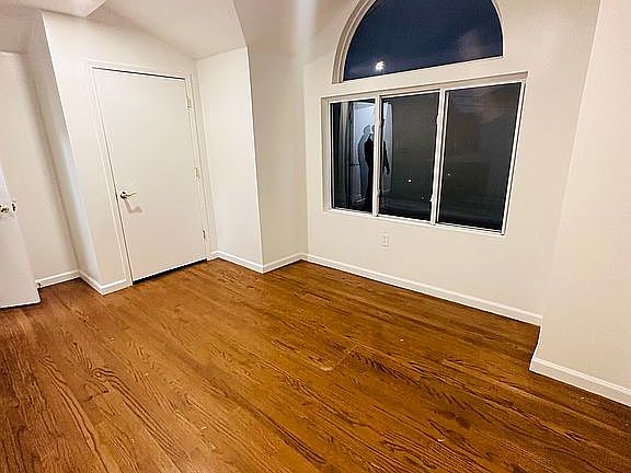 2nd image of 16 Nunzie Ct