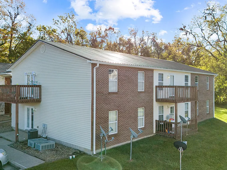 Briarwood Apartments — Photo 6