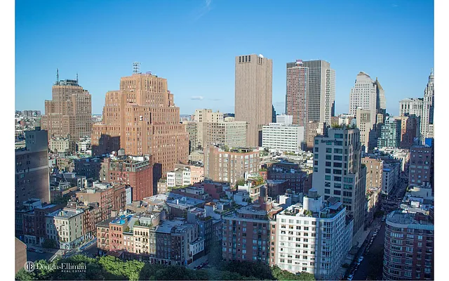 Rented by Douglas Elliman | media 17