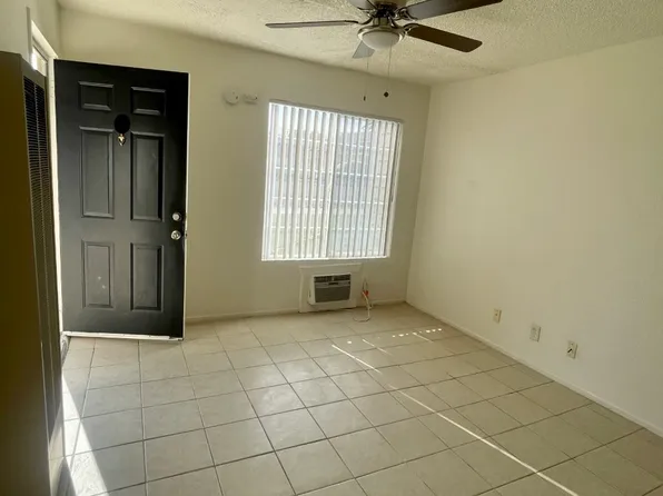 108 Center St, Taft, CA 93268