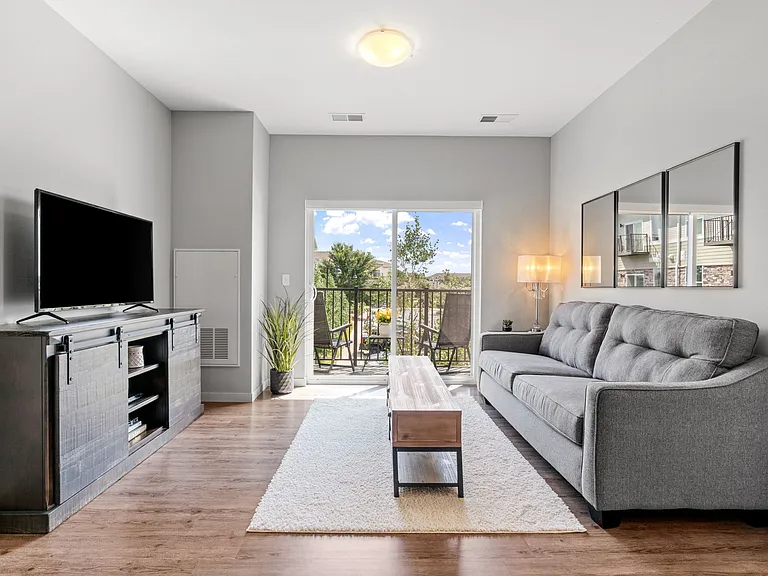 Arcadia - 2 Bed / 2 Bath - 1,016 Sq.Ft.