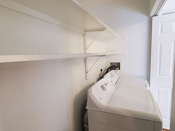 4th image of 2762 Gatewood Cir