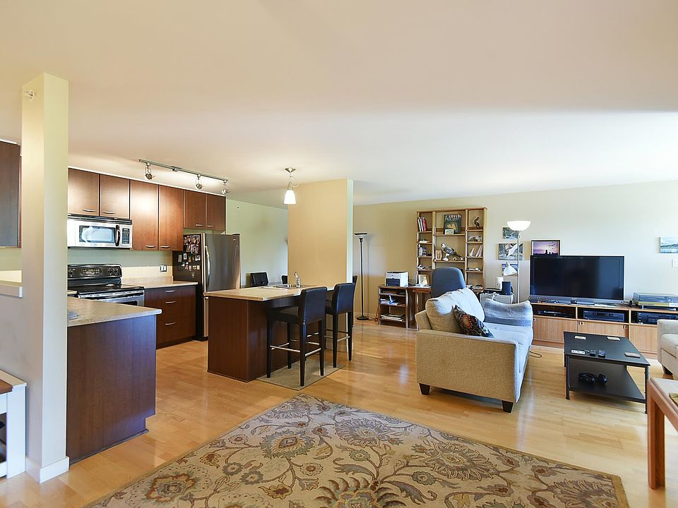 1st image of 5631 Inlet Ave #403