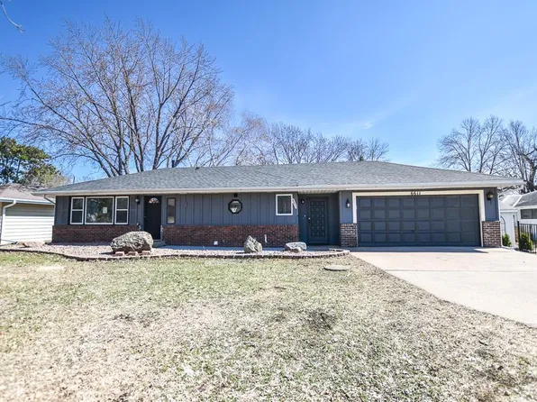 6611 McKinley St NE, Fridley, MN 55432