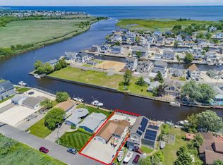 28 Cable Rd, Waretown, NJ 08758