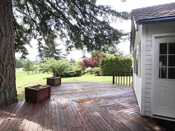 3rd image of 25261 Lk Wilderness Cc Dr SE
