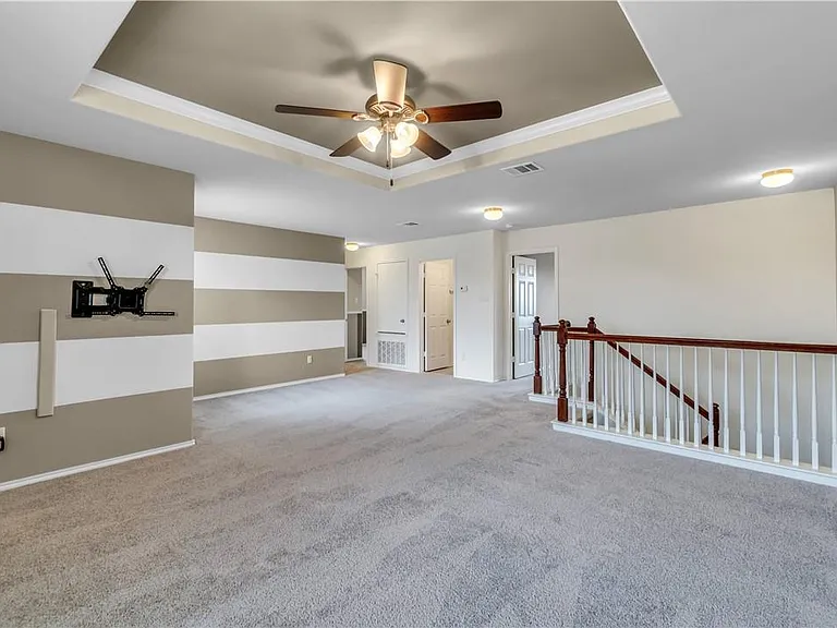 504 Hoot Owl Ln S — Photo 16