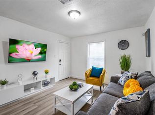 2250 Areba St UNIT A, Dallas, TX 75203