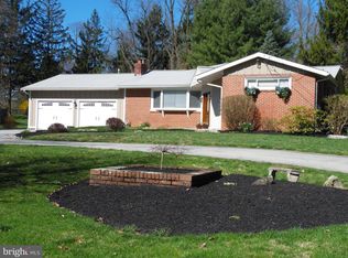 1013 King Rd, Malvern, PA 19355