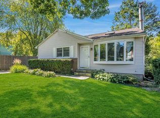 2 Rushmore St, Huntington Station, NY 11746