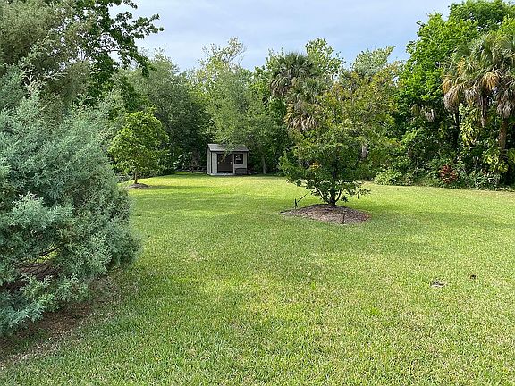 5th image of 3611 Indian River Dr