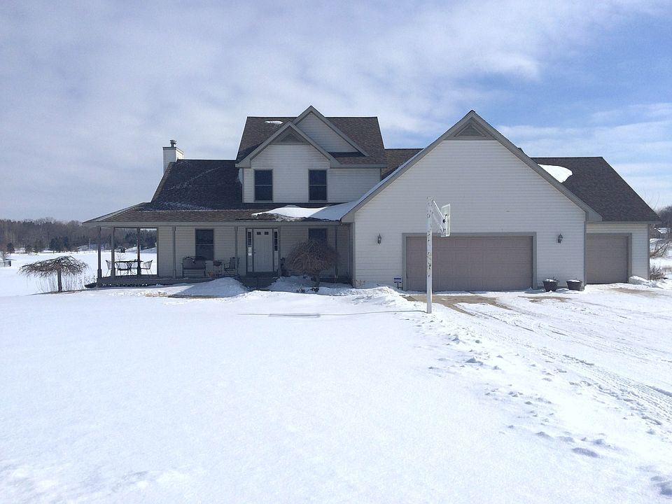 1st image of 9150 Lake Gerald Dr NE