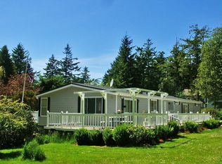 1796 W Beach Rd, Oak Harbor, WA 98277