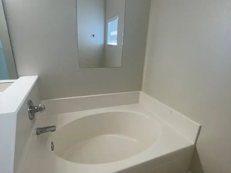 4312 Iveyglen Ave — Photo 11