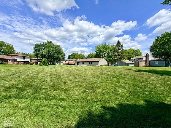 2nd image of 6610 Latona Dr