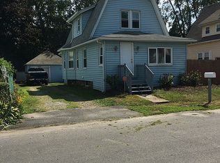 7 Huntingdon Pl, Waterbury, CT 06708