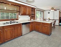 3rd image of 5929 Graybrooke Dr