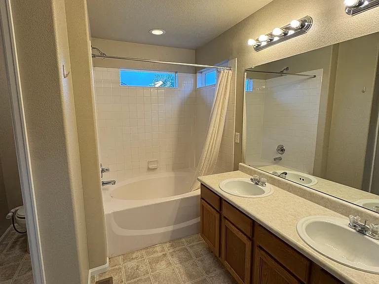 7728 Blue Vail Way — Photo 44