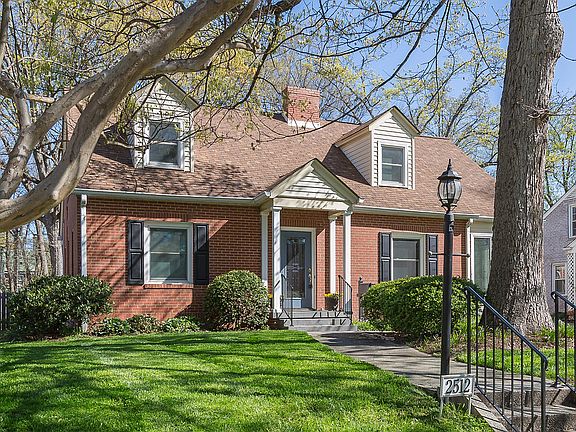 4th image of 2512 Berkley Pl