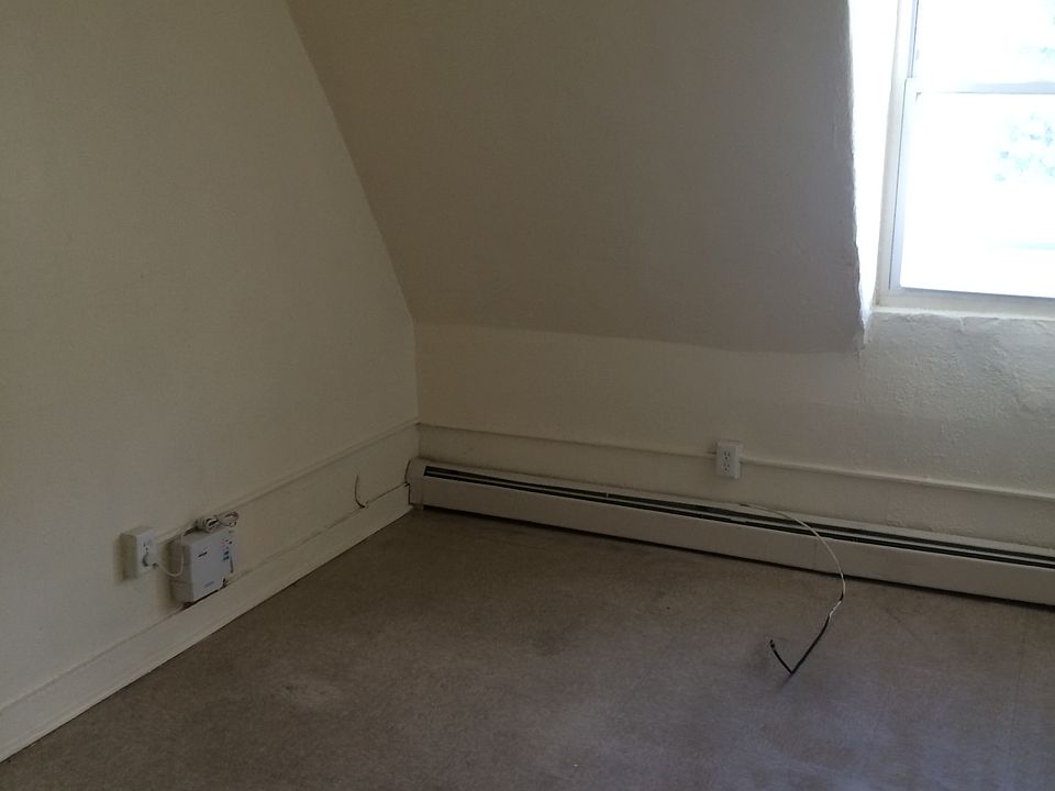 2nd image of 142 Lander St #3