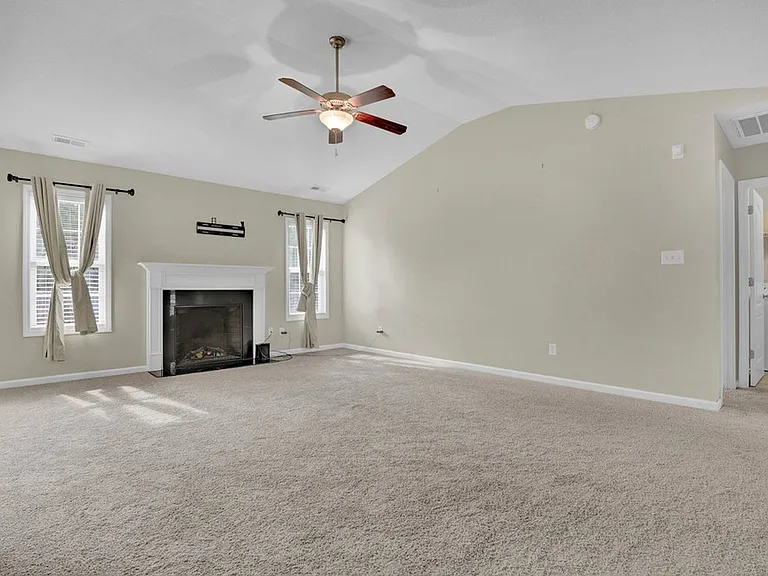 202 Marsh Haven Dr — Photo 6