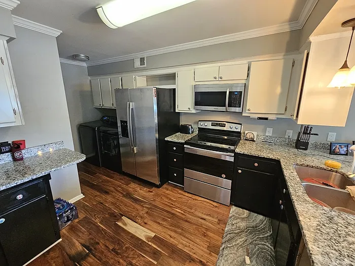 246 Shoreline Dr #1 — Photo 5