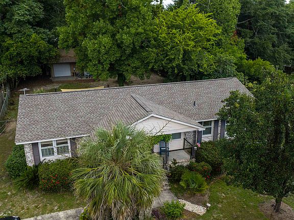 3rd image of 132 Backman St